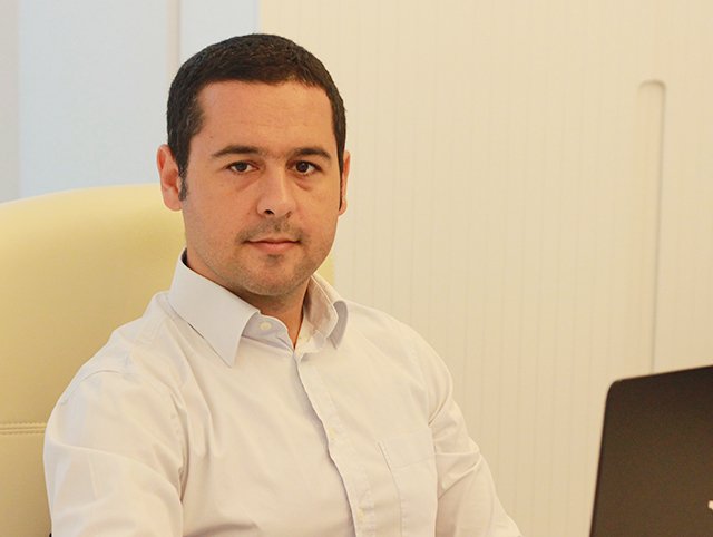Dr. İlker Tanyer Dr. İlker Tanyer - AR GE Veri Analiz Ekibinden Sorumlu Yönetim Kurulu Üyesi